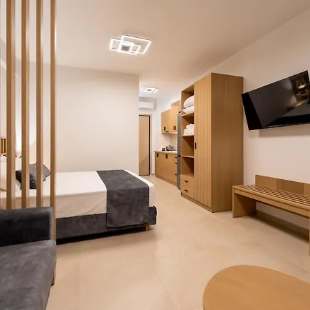 Antony'S Luxury Apartments Nikiti  Exterior foto