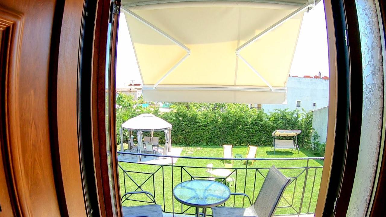 Antony's Luxury *