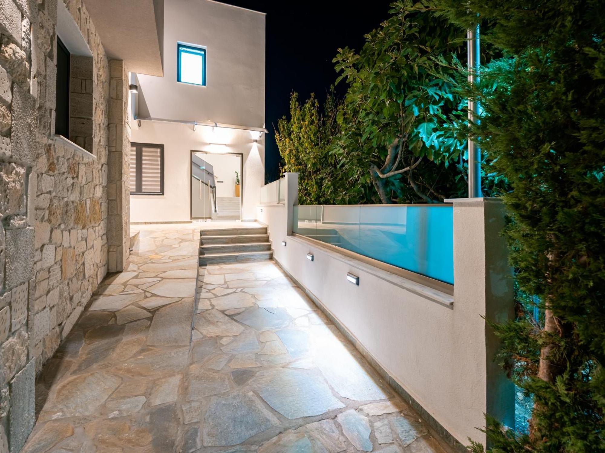 Antony's Luxury * Nikiti (Sithonia)