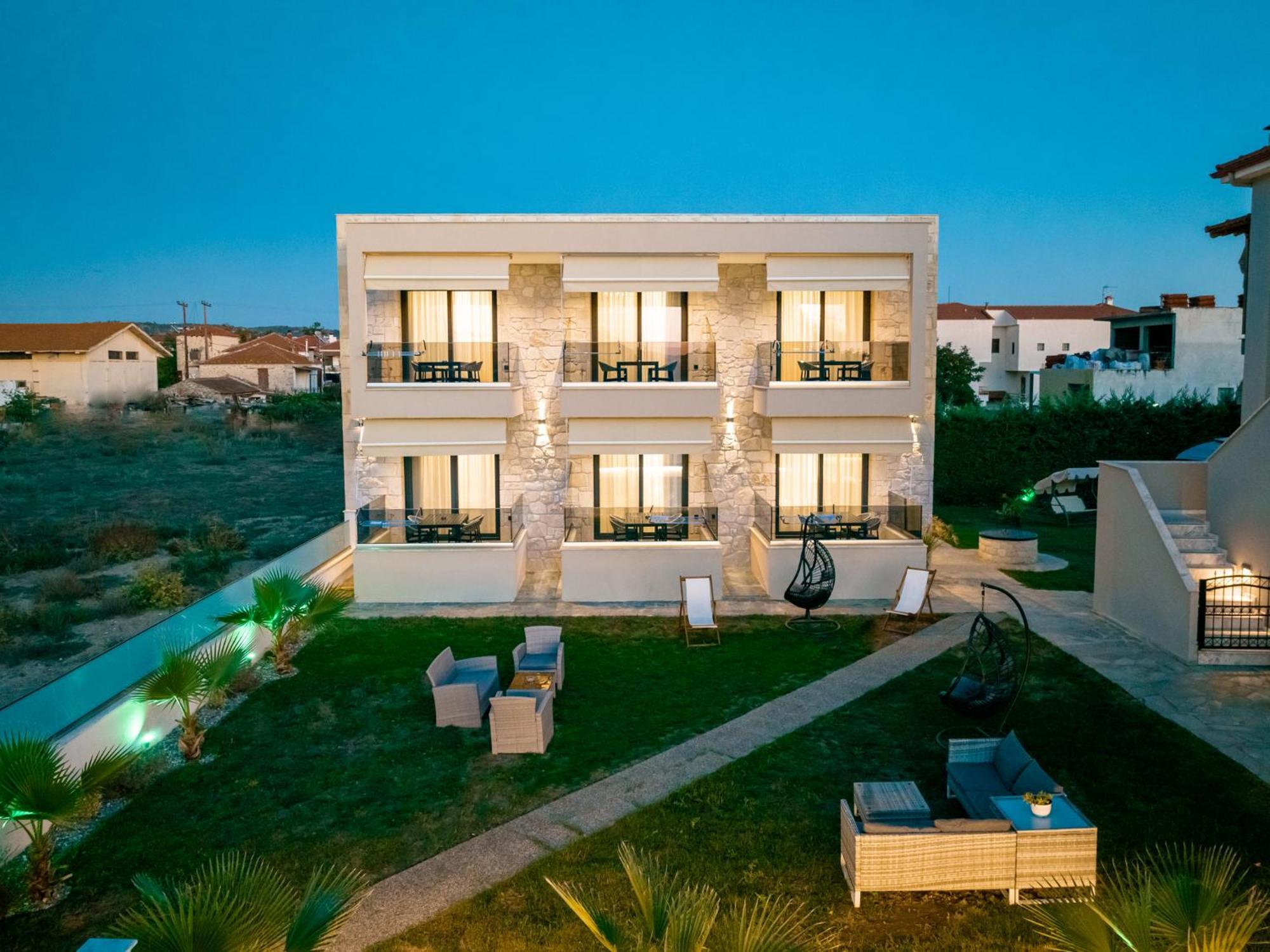 Antony's Luxury