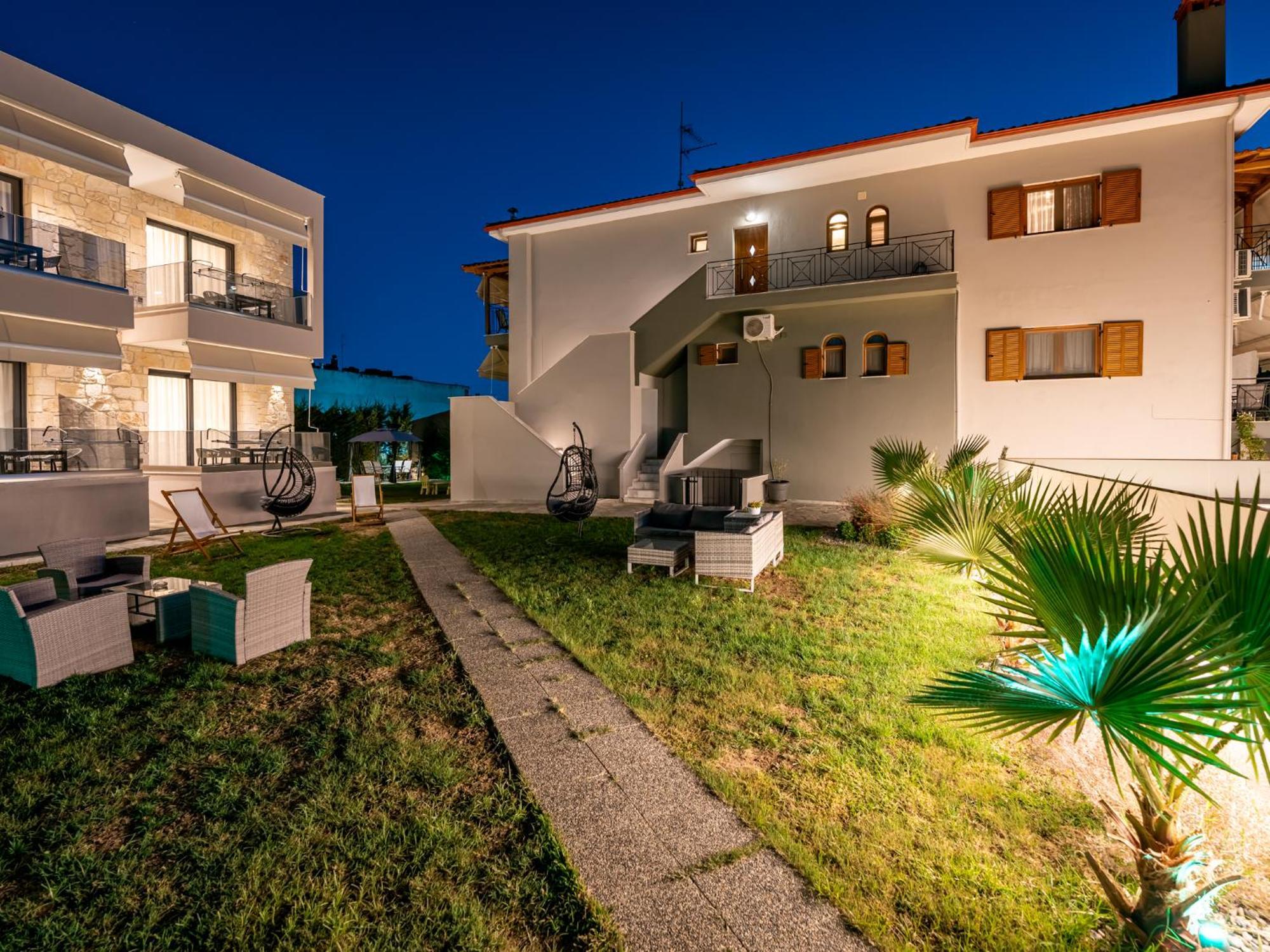 Antony's Luxury Nikiti (Sithonia)